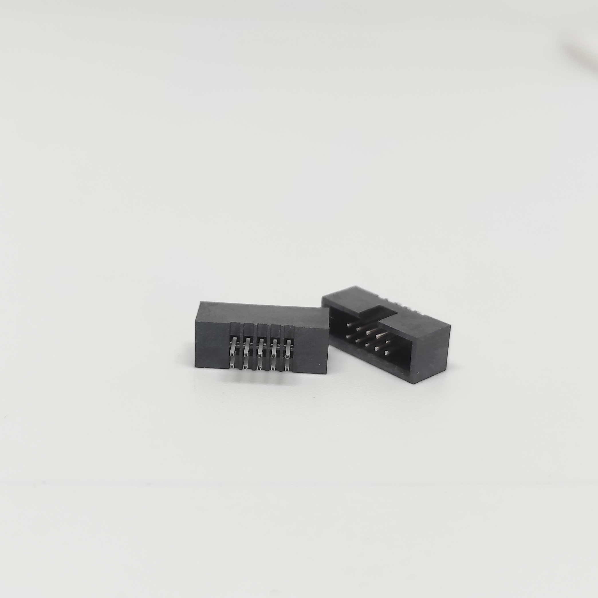 سرکابلی کانکتوردار Toby مدل C42، 10 پین