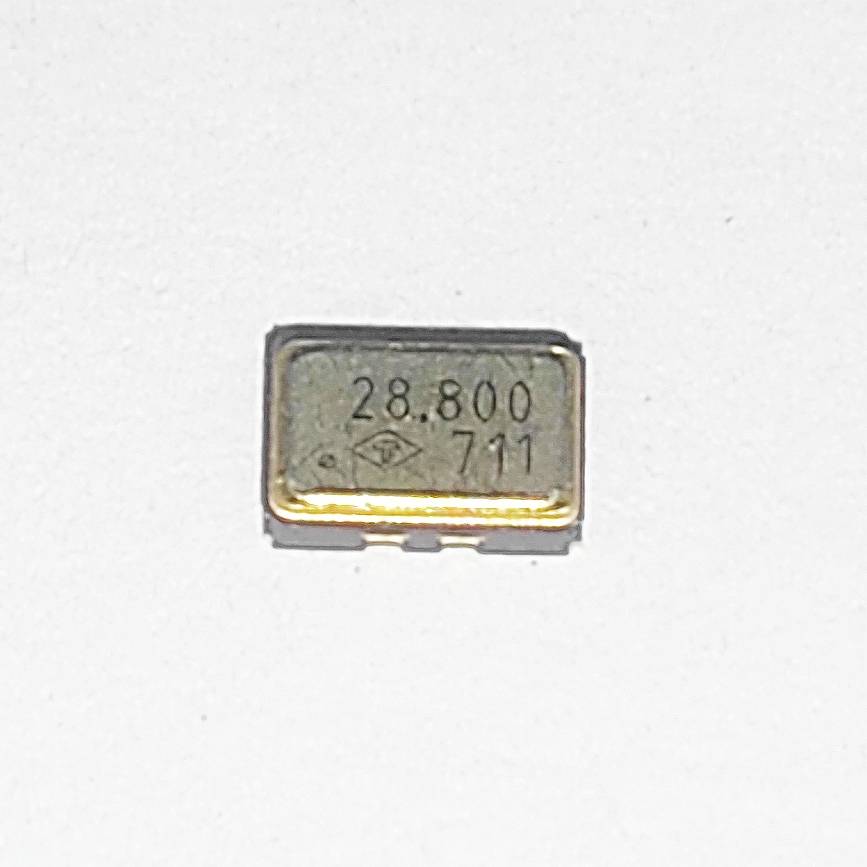اسیلاتور کریستالی کنترل‌شونده با ولتاژ و جبران‌سازی دما 28.8MHz برند Taitien مدل TWEAALSANF-28.800000