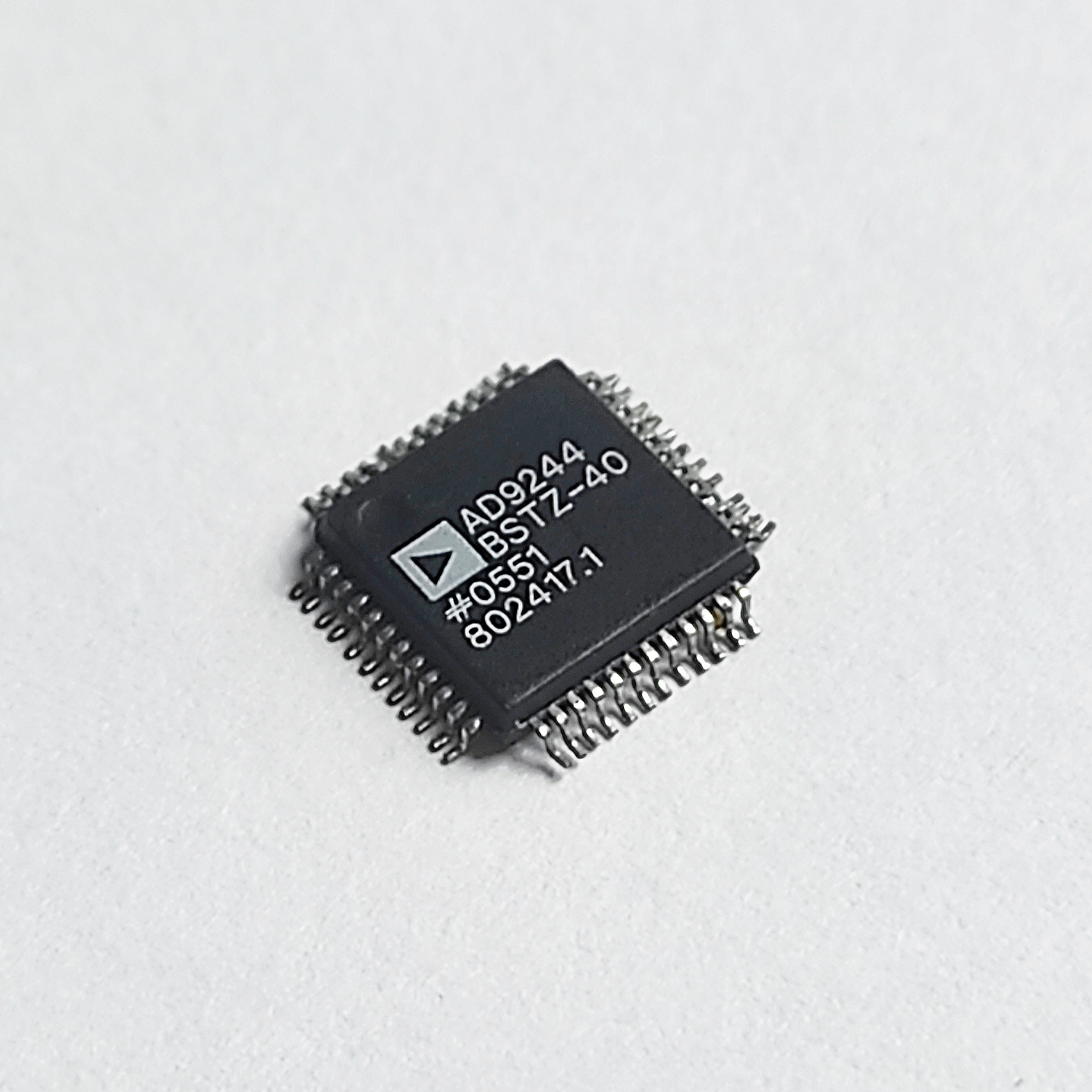 مبدل آنالوگ به دیجیتال 14 بیتی 40MSPS مدل AD9244BSTZ-40