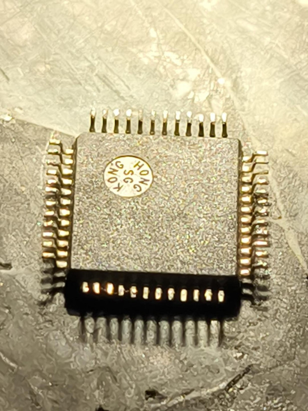 مبدل آنالوگ به دیجیتال 14 بیتی 40/65MSPS مدل AD9244 HONG KONG