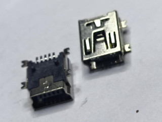 کانکتور مادگی Mini USB Type-B پنج پین SMD نصب لبه برد