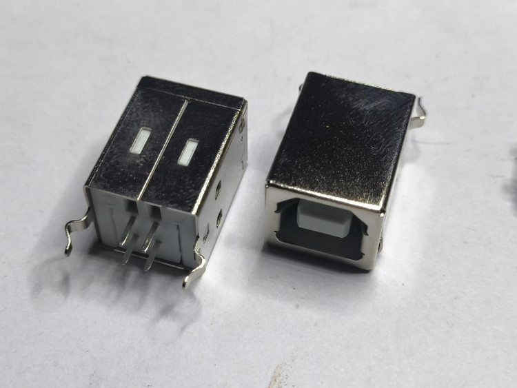 کانکتور مادگی USB Type-B چهار پین THT نصب میانی برد